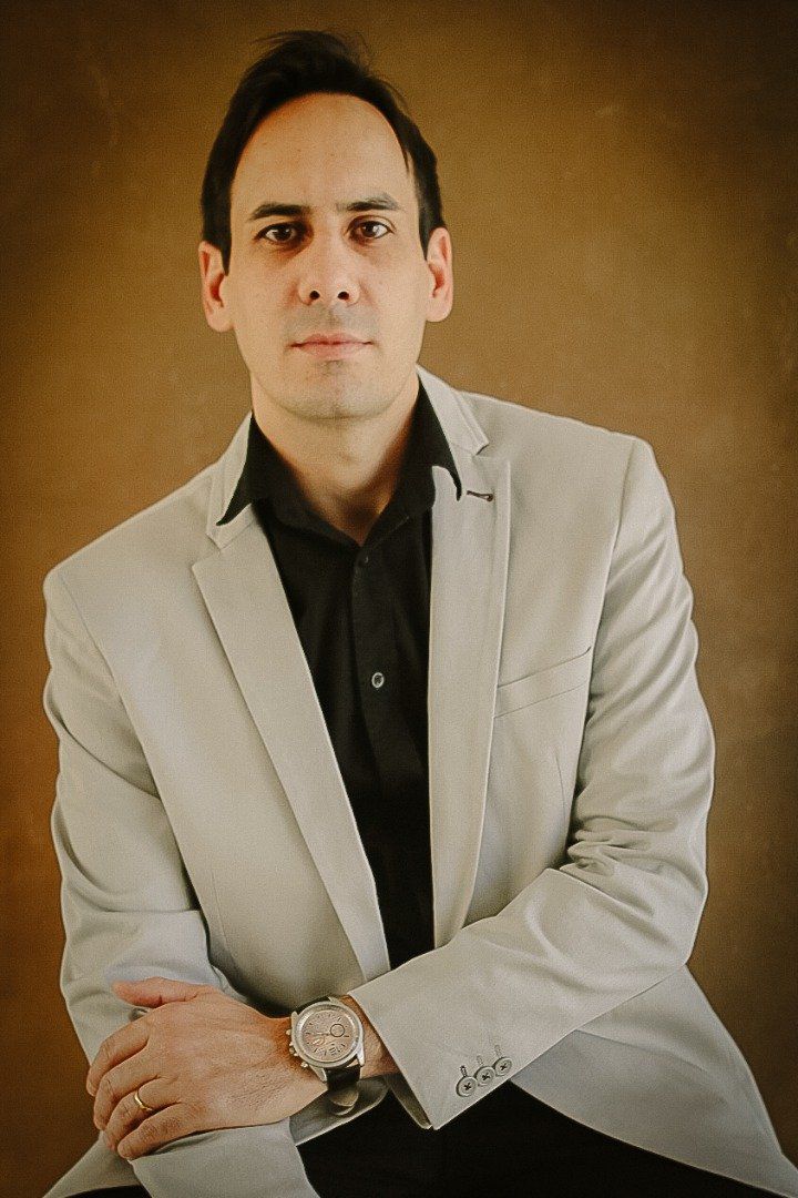 Danilo Nigre, hipnoterapeuta